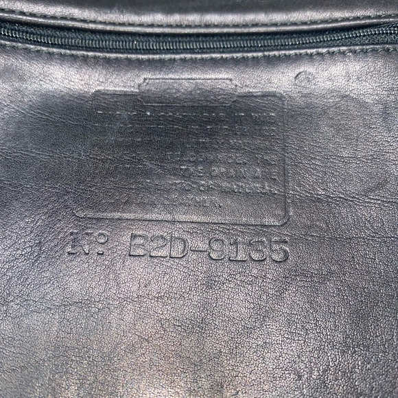 CC1-Coach Vintage Small Hippie Flap Leather Shoulder/Crossbody Bag GUC - Picture 3 of 15